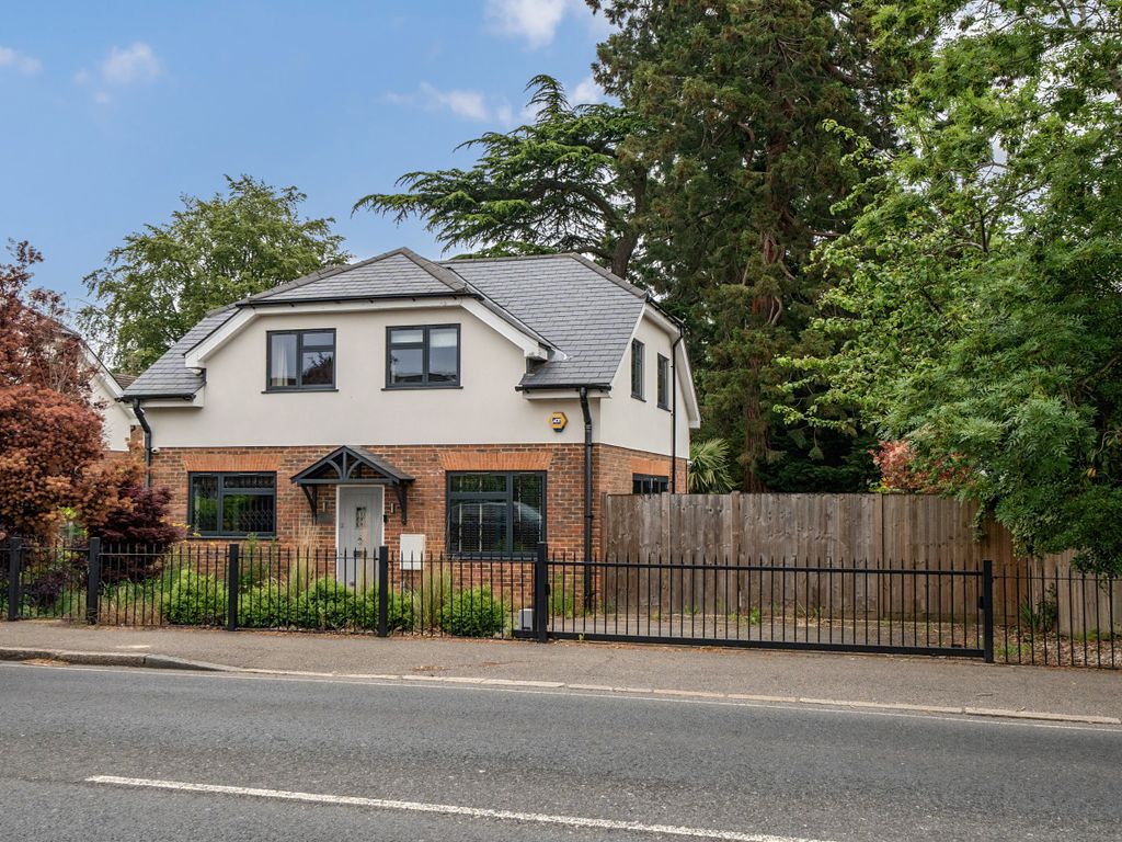 3 bed detached house for sale in Blackbrook Lane, Bickley, Kent BR1