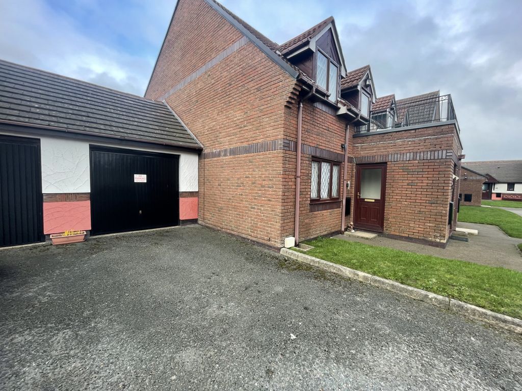 Parking/garage for sale in Magnus Court, Ramsey, Isle Of Man IM8, £