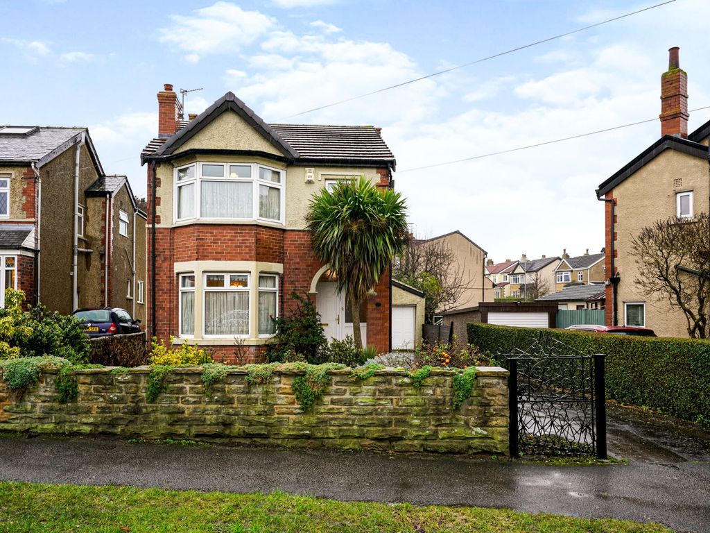 3 bed detached house for sale in Temple Gate, Leeds, West Yorkshire