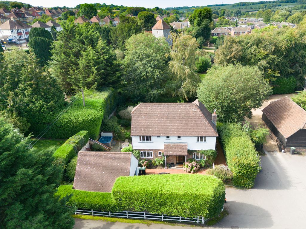 4 bed detached house for sale in Thanington Court Farm, Thanington Road
