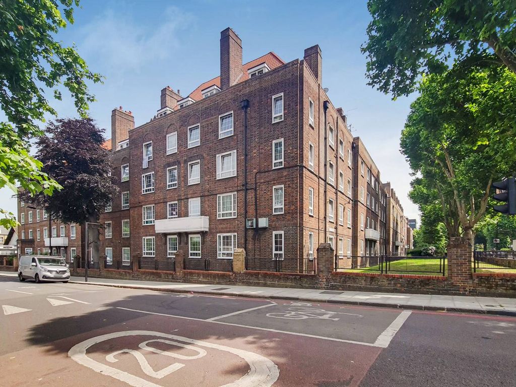 Peckham Road, Camberwell, London SE5  