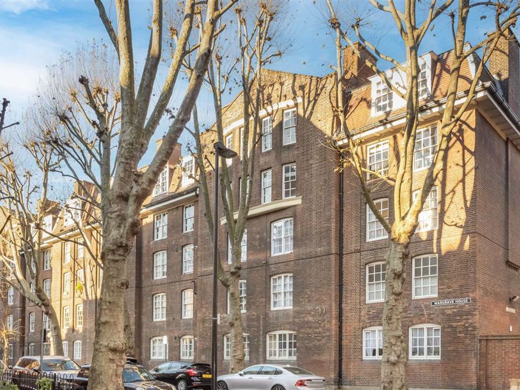 Navarre Street, London E2  