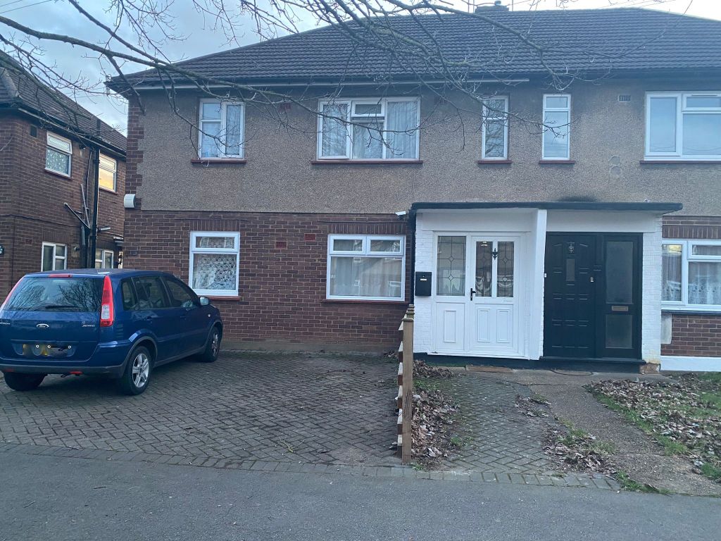 2 bed for sale in Lansbury Drive, Hayes UB4 Zoopla