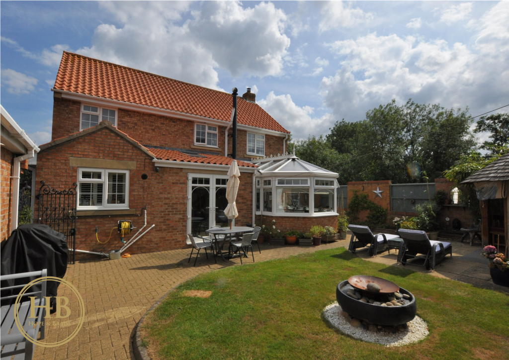 4 bed detached house for sale in Linden Close, Briggswath, Whitby YO21