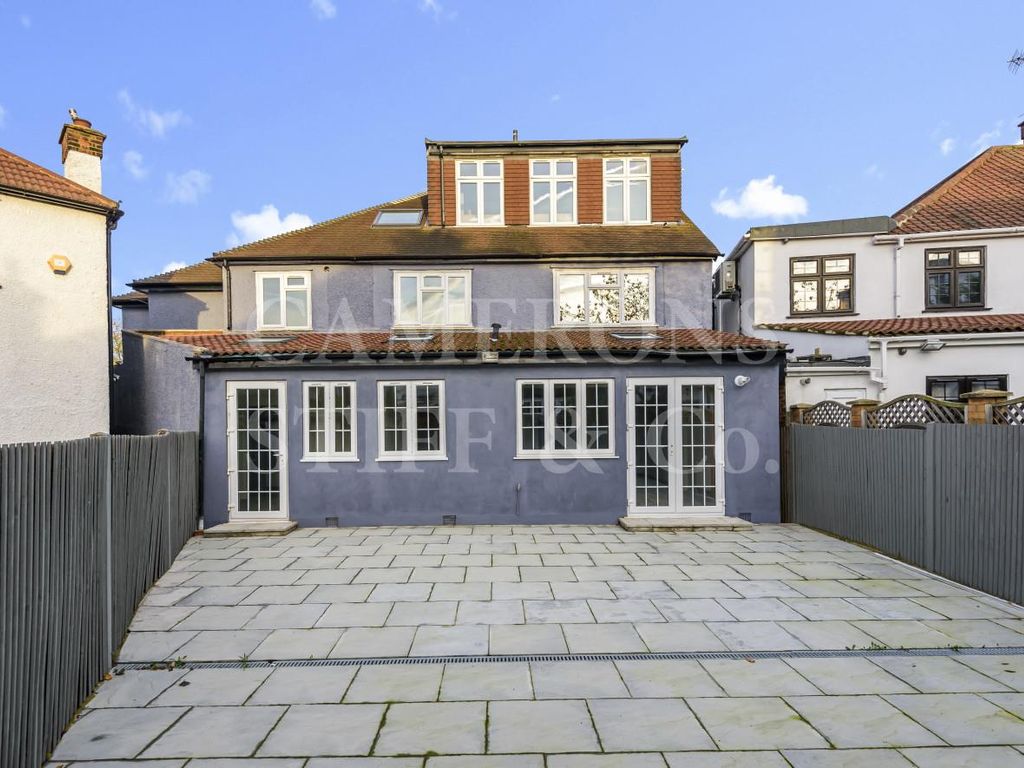 3 bed property to rent in Park Avenue North, Willesden Green NW10 Zoopla