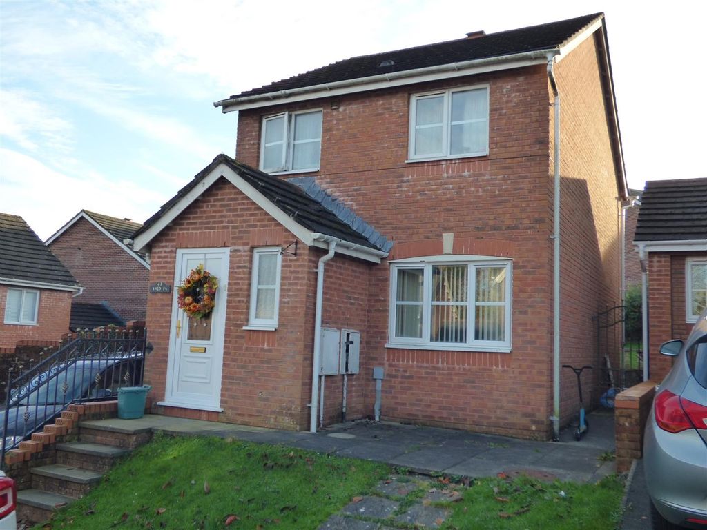 3 bed property for sale in Allt Ioan, Johnstown, Carmarthen SA31 Zoopla
