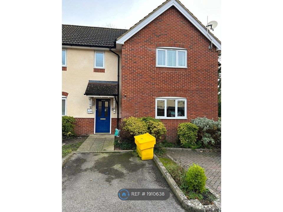 2 bed flat to rent in St. Road, Tidworth SP9, £900 pcm Zoopla