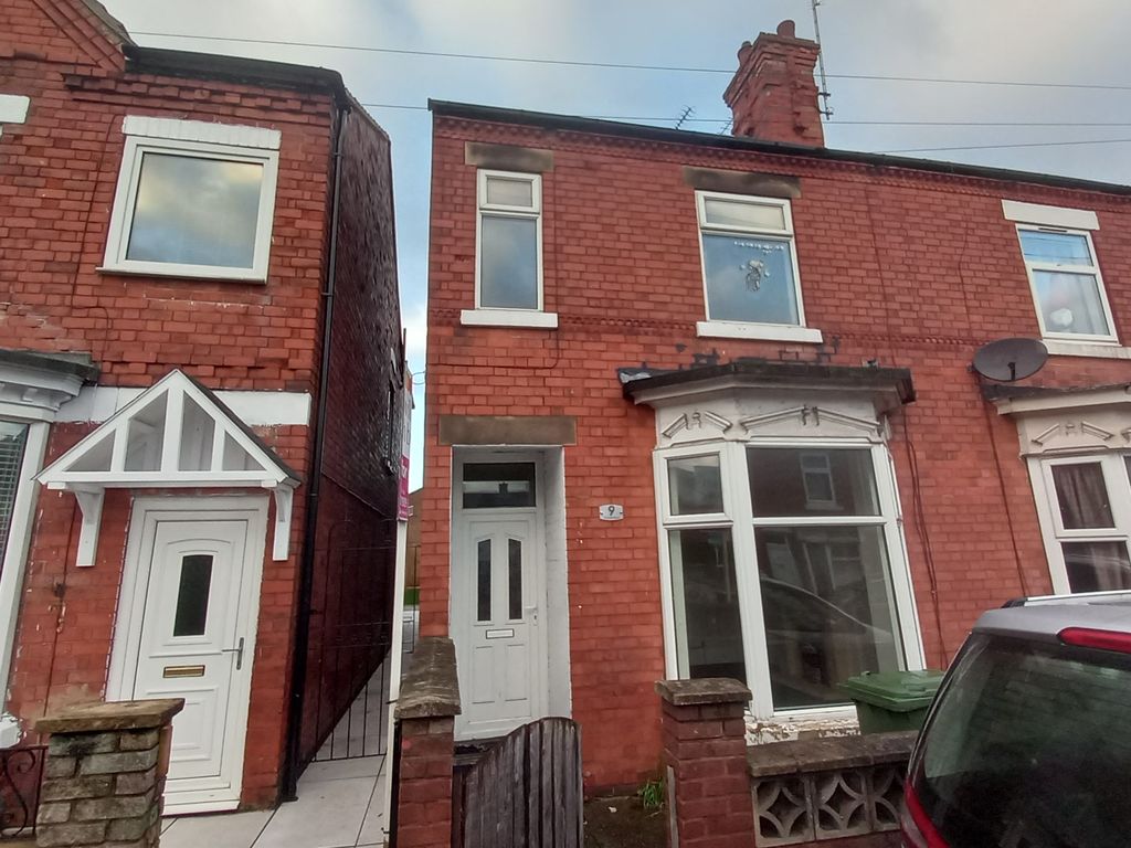 3 bed semidetached house to rent in Victoria Road, Worksop S80, £695
