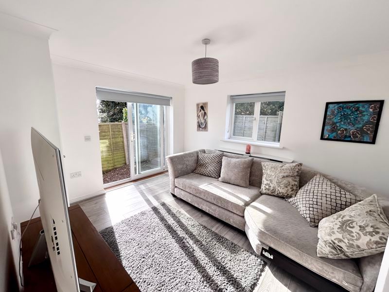 2 bed end terrace house for sale in Lake Hill, Sandown PO36, £215,000