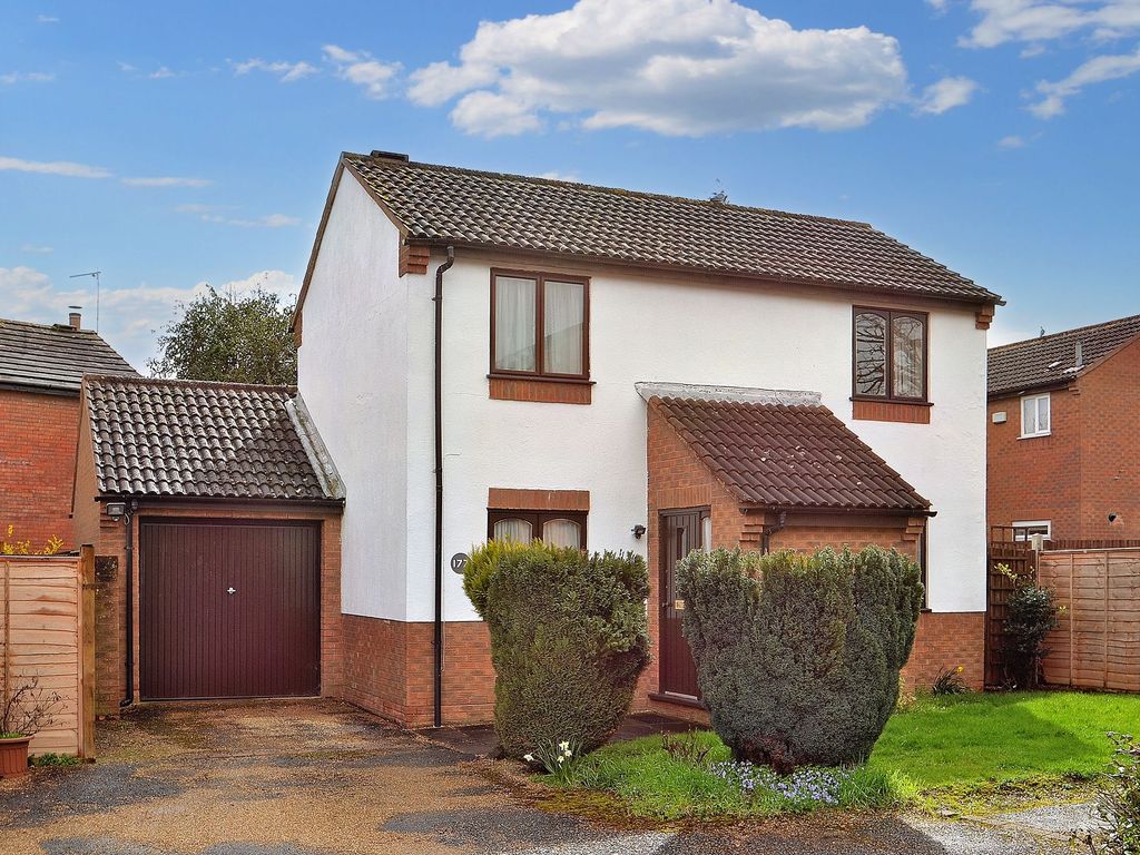 3 bed detached house for sale in Hainault Avenue, Giffard Park MK14