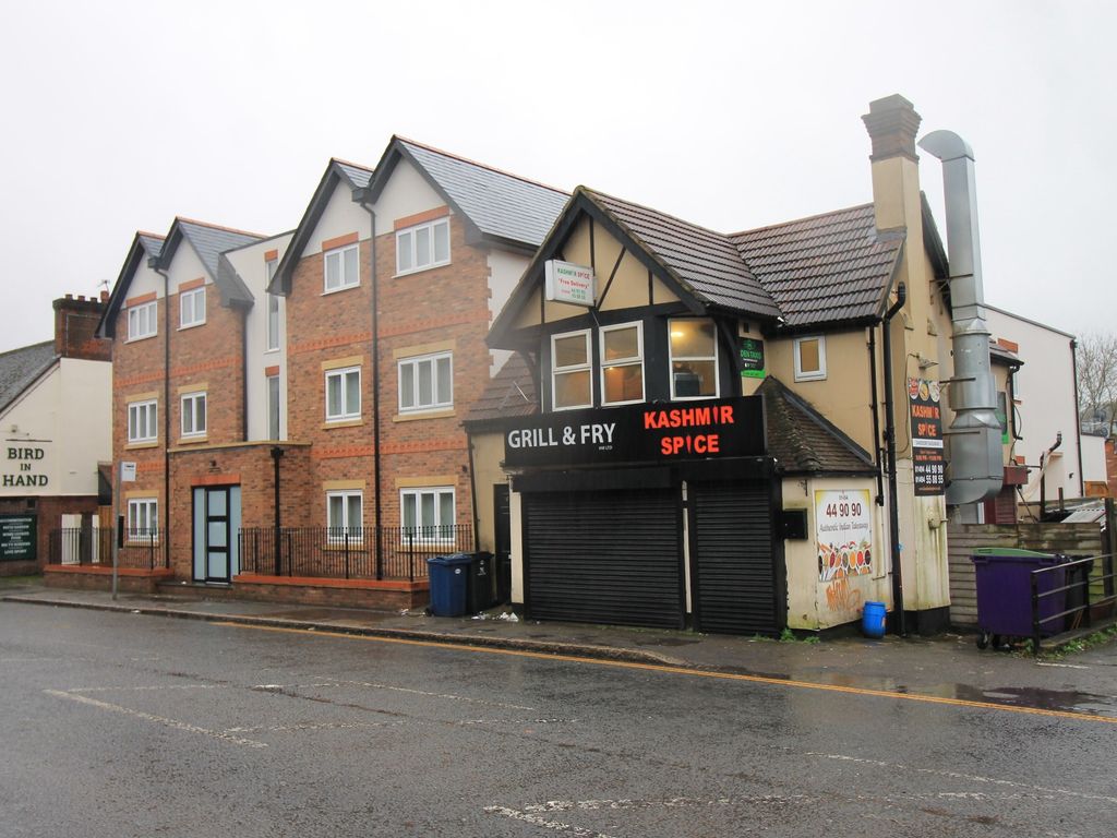 Studio to rent in West Road, High HP11 Zoopla