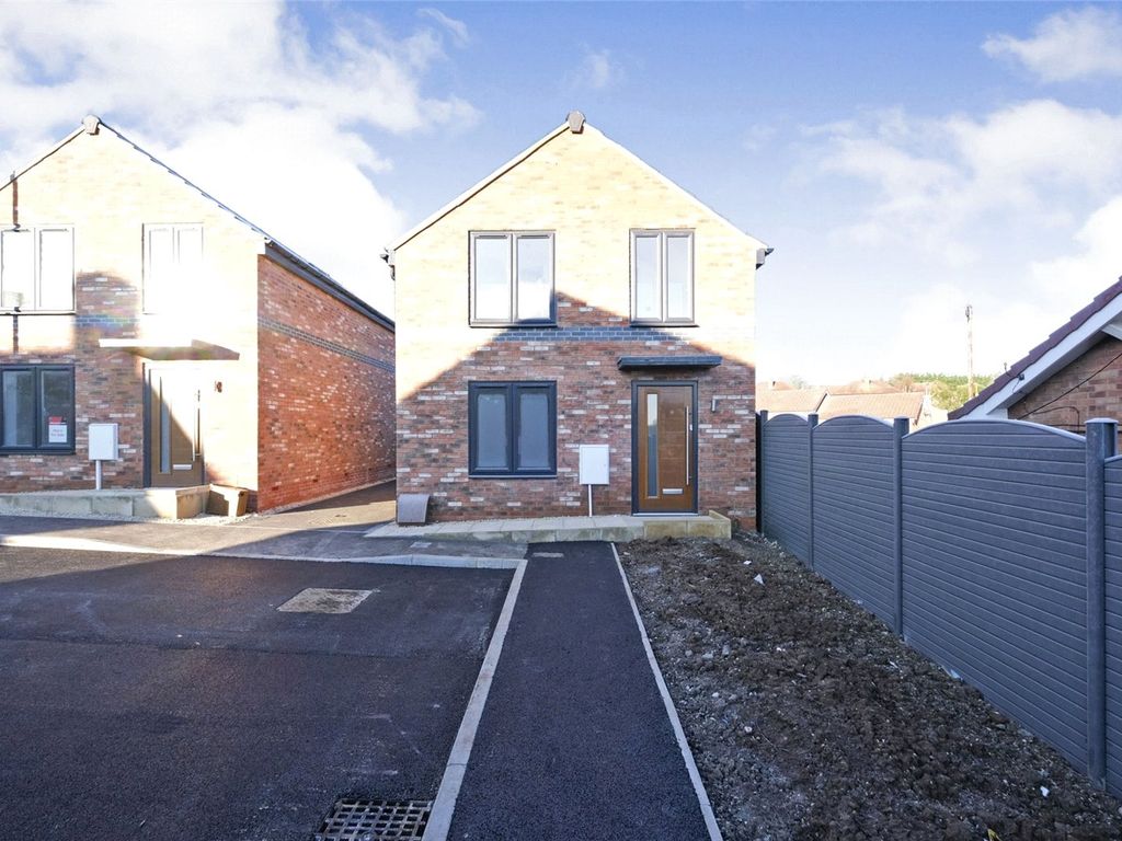 New home, 3 bed detached house for sale in Town Street, Pinxton