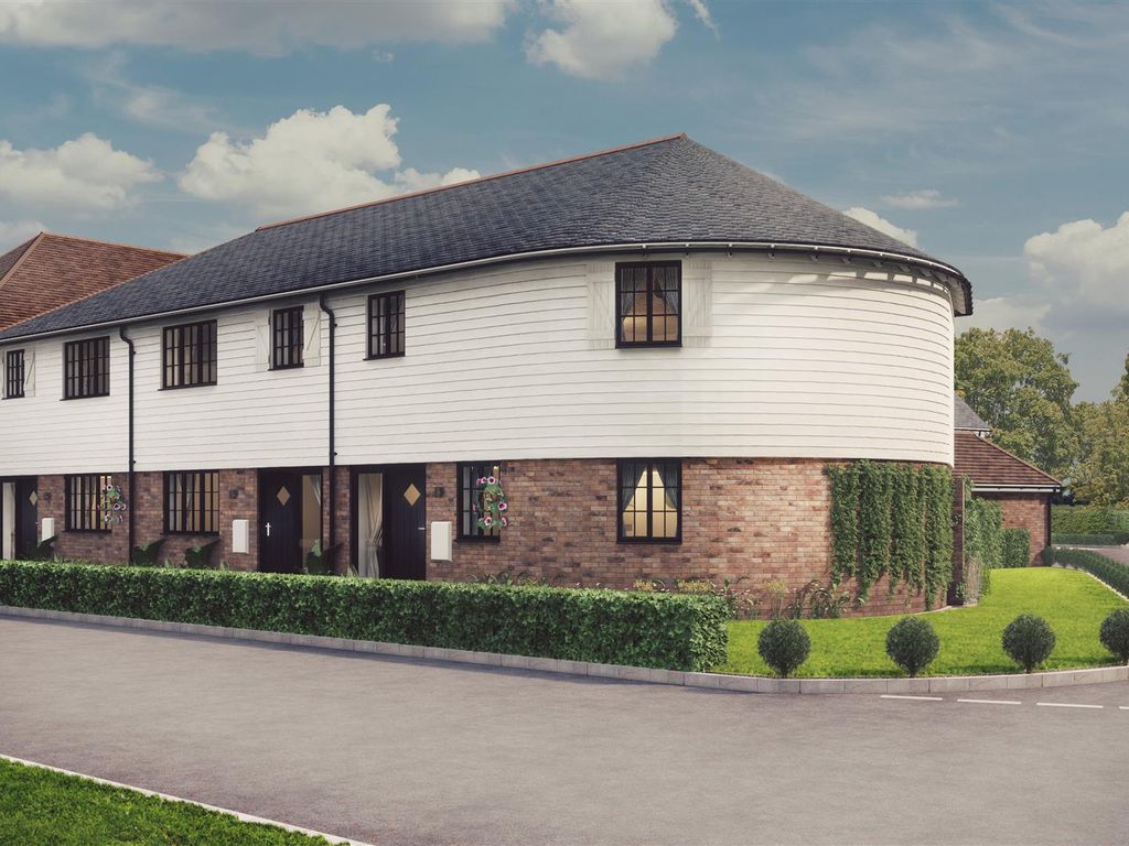 3 bed end terrace house for sale in The Slade, Lamberhurst, Tunbridge