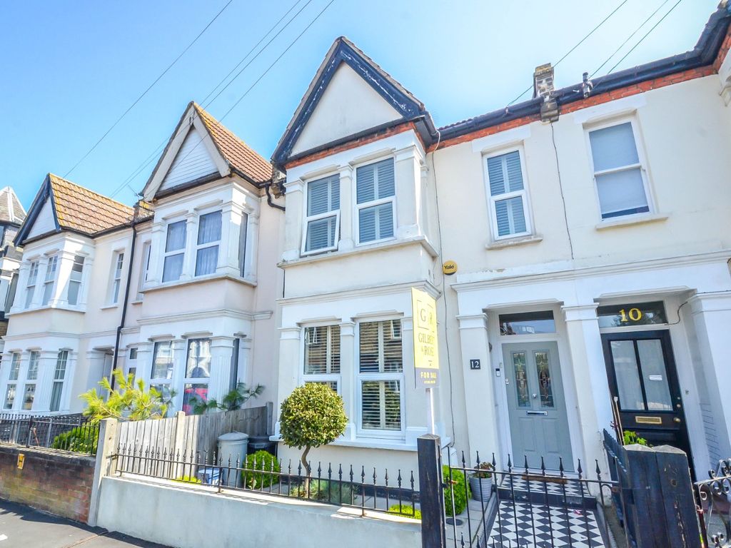 3 bed terraced house for sale in Leigham Court Drive, LeighOnSea SS9