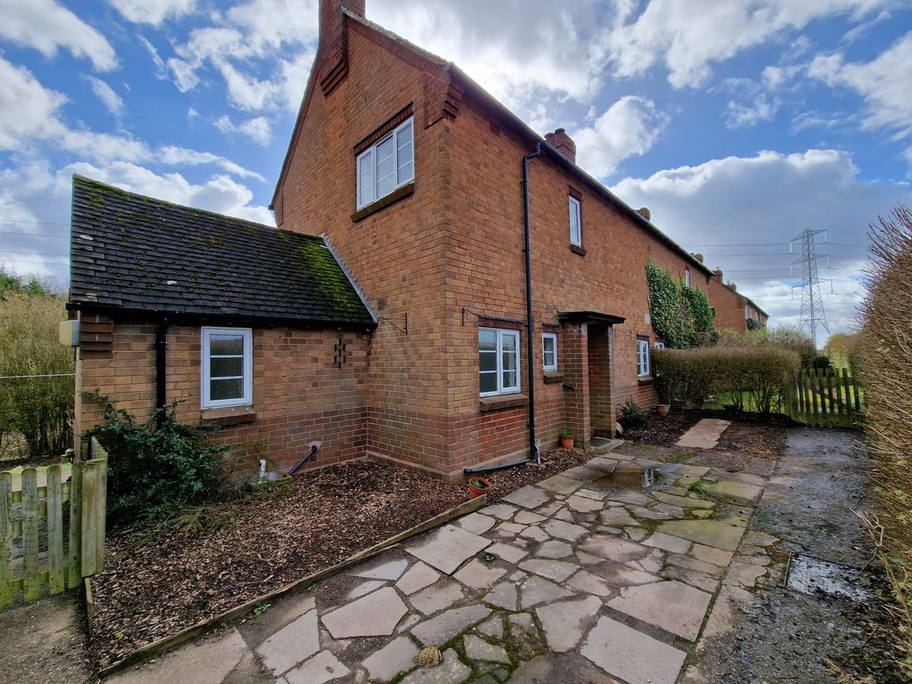 3 bed detached house to rent in Brewood Road, Wolverhampton WV9 Zoopla