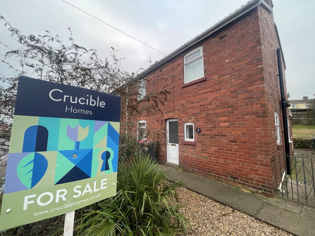 3 bed semidetached house for sale in High Street, Maltby, Rotherham