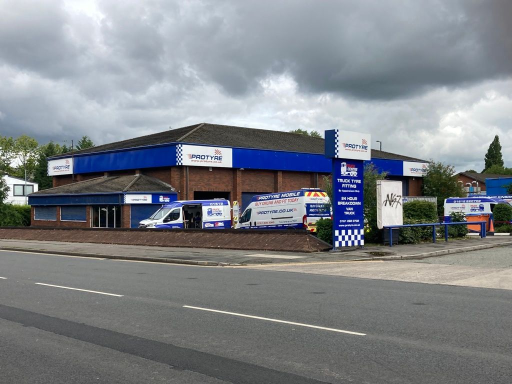 Commercial property for sale in 959 Ashton Old Road, Manchester