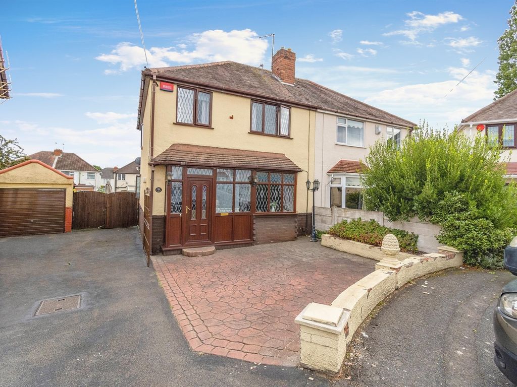 Maple Avenue Wednesbury WS10  