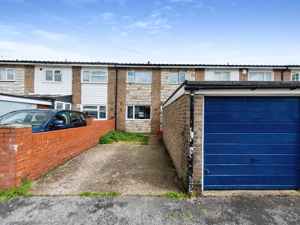 4 bed terraced house for sale in St. Denys Walk, Havant PO9, £230,000