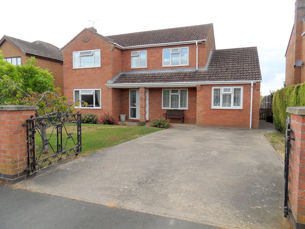 4 bed detached house for sale in Wrights Lane, Sutton Bridge, Spalding