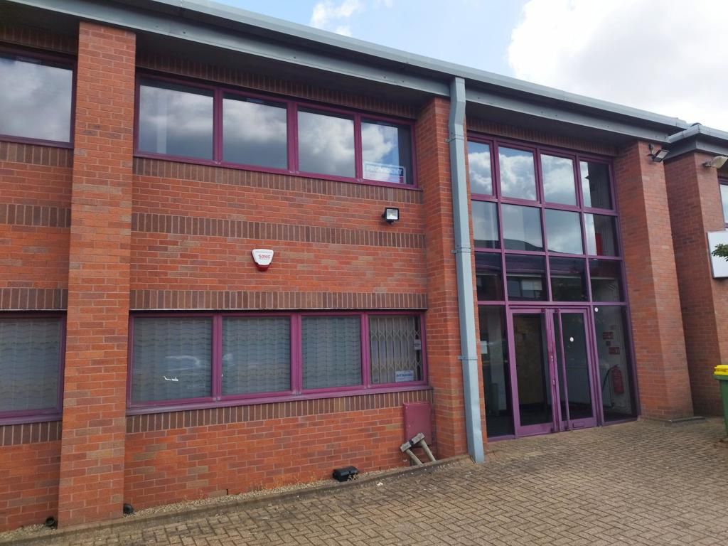 Office for sale in 11 Earlstrees Court, Earlstrees Industrial Estate
