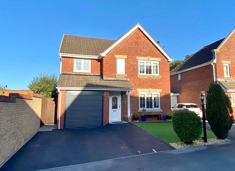 4 bed detached house for sale in Cwm Felin, Blackmill, Bridgend