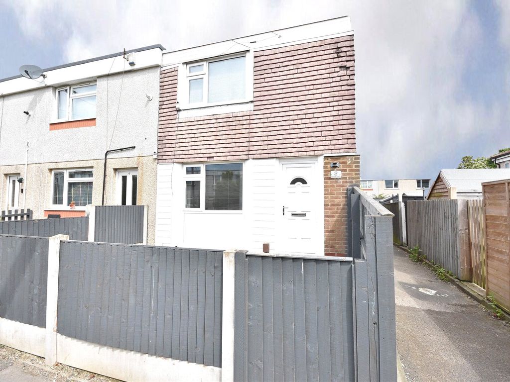 2 bed end terrace house for sale in Red Hall Chase, Leeds, West