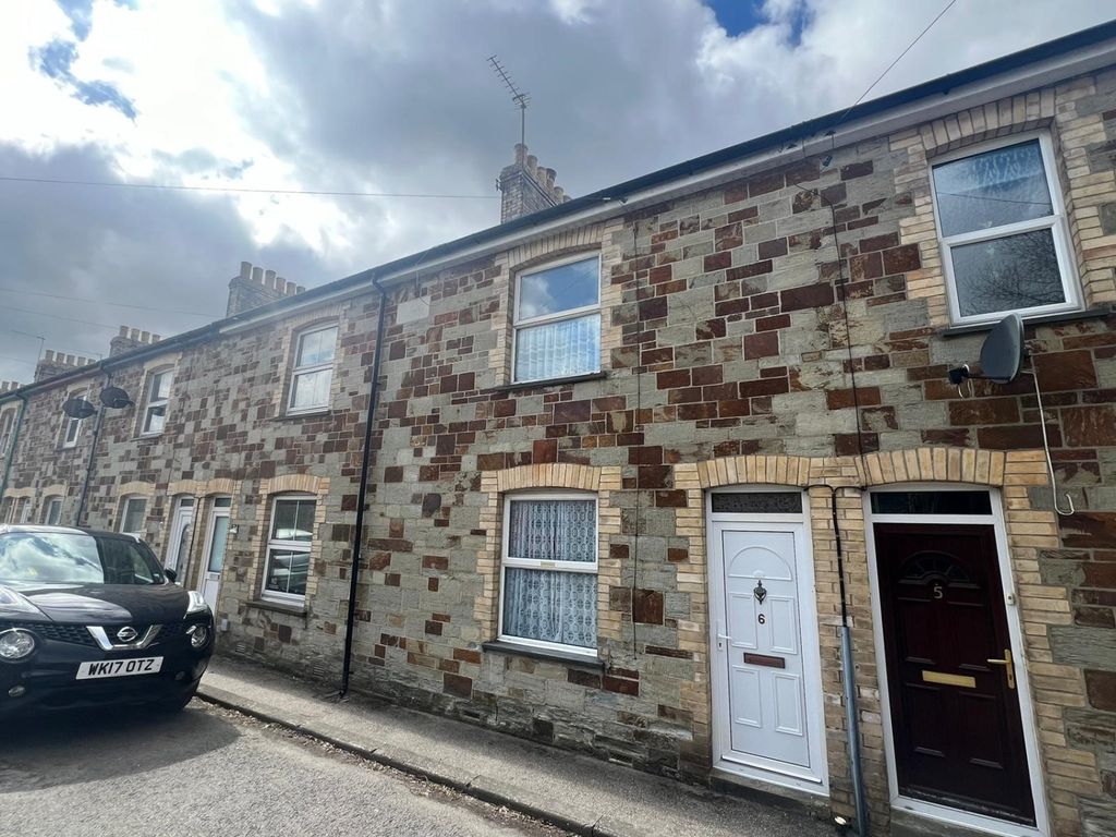 2 bed terraced house for sale in Plas Newydd Avenue, Bodmin, Cornwall