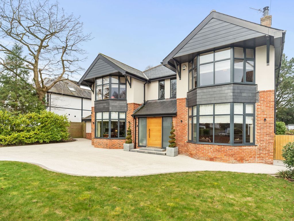 5 bed detached house for sale in St. Hildas Road, Harrogate HG2, £