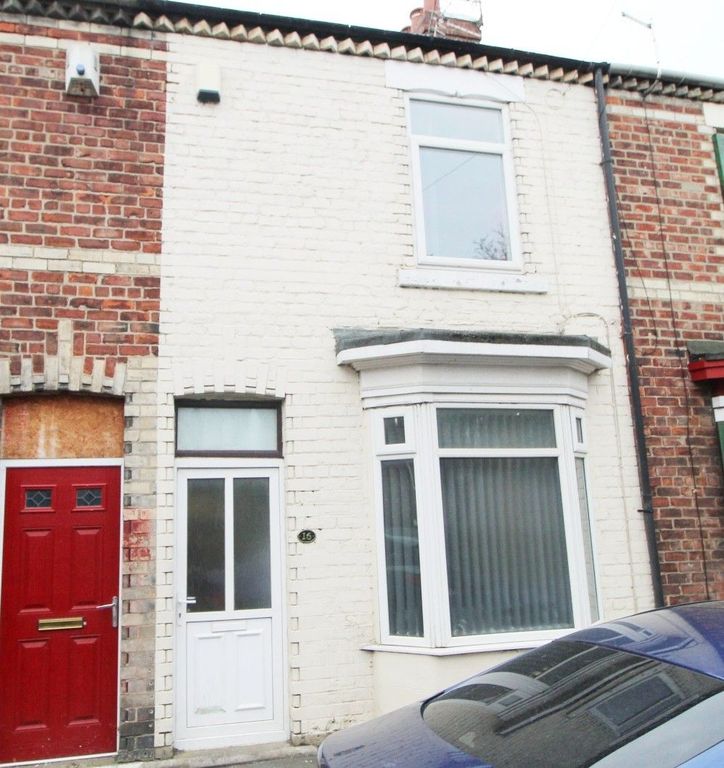 4 bed terraced house to rent in Wilton Street, Middlesbrough TS1, £950