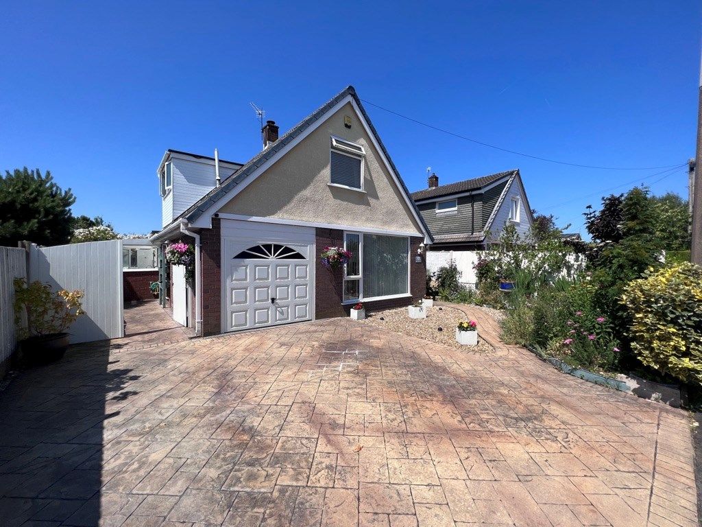 3 bed detached house for sale in Willow Way, New Longton, Preston PR4