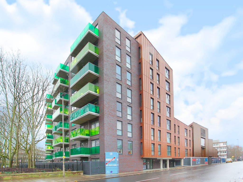 3 bed flat for sale in Plough Road, Battersea, London SW11 Zoopla