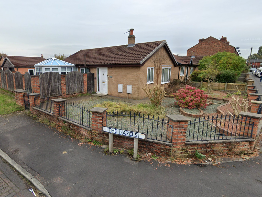 2 bed detached bungalow for sale in The Hazels, Coppull, Chorley PR7, £