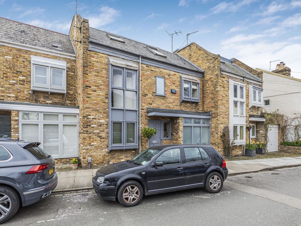 3 bed terraced house for sale in Cleveland Road, Barnes SW13, £