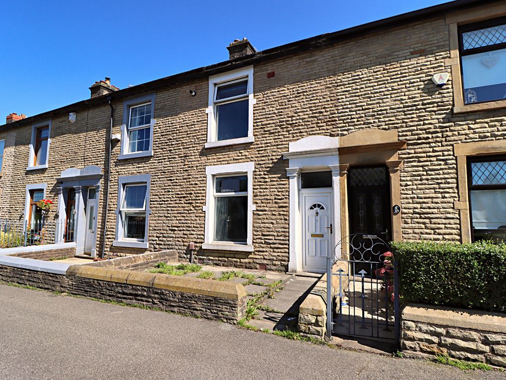 3 bed terraced house for sale in Blackburn Road, Darwen BB3, £75,000 Zoopla