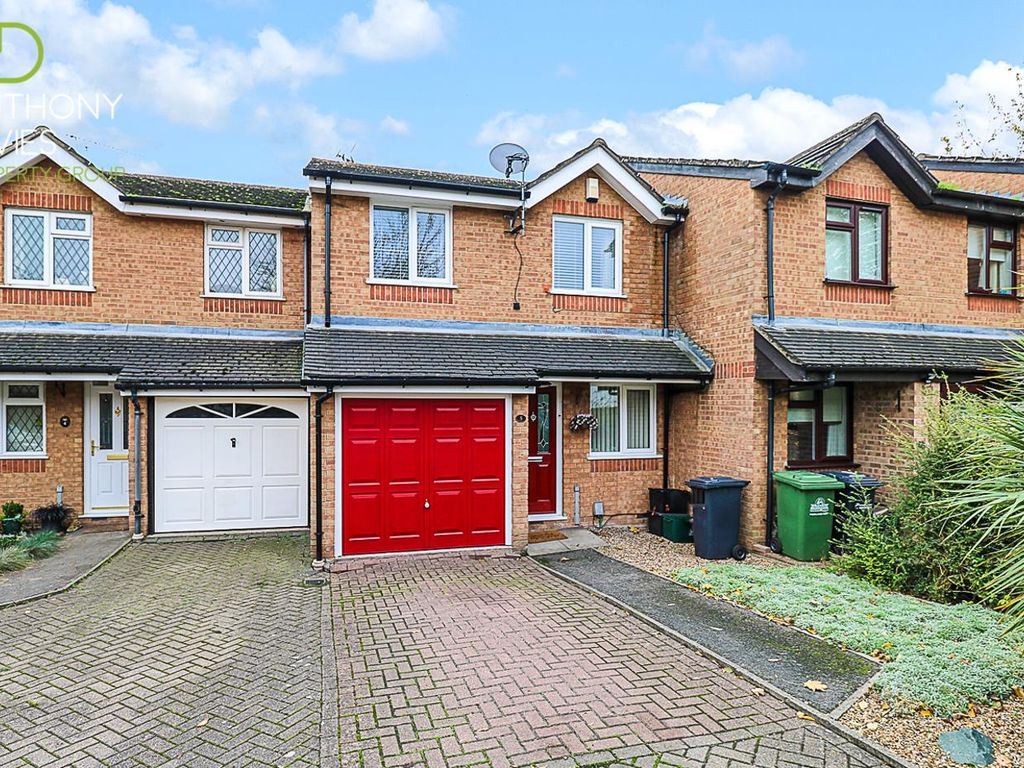 3 bed terraced house for sale in Parrotts Field, Hoddesdon EN11 Zoopla
