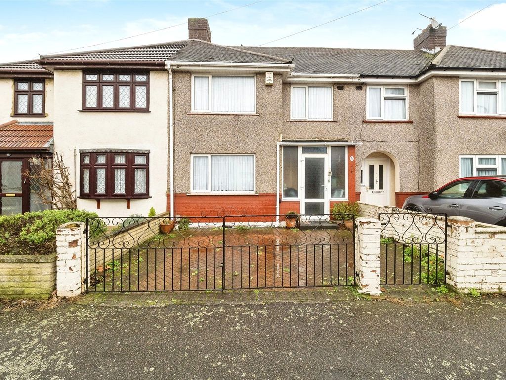 3 bed terraced house for sale in Carnforth Gardens, Hornchurch RM12, £