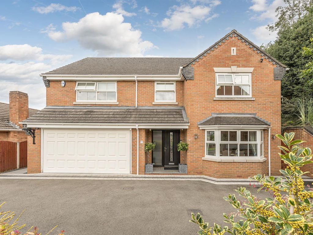 6 bed detached house for sale in Dene Avenue, Kingswinford DY6, £