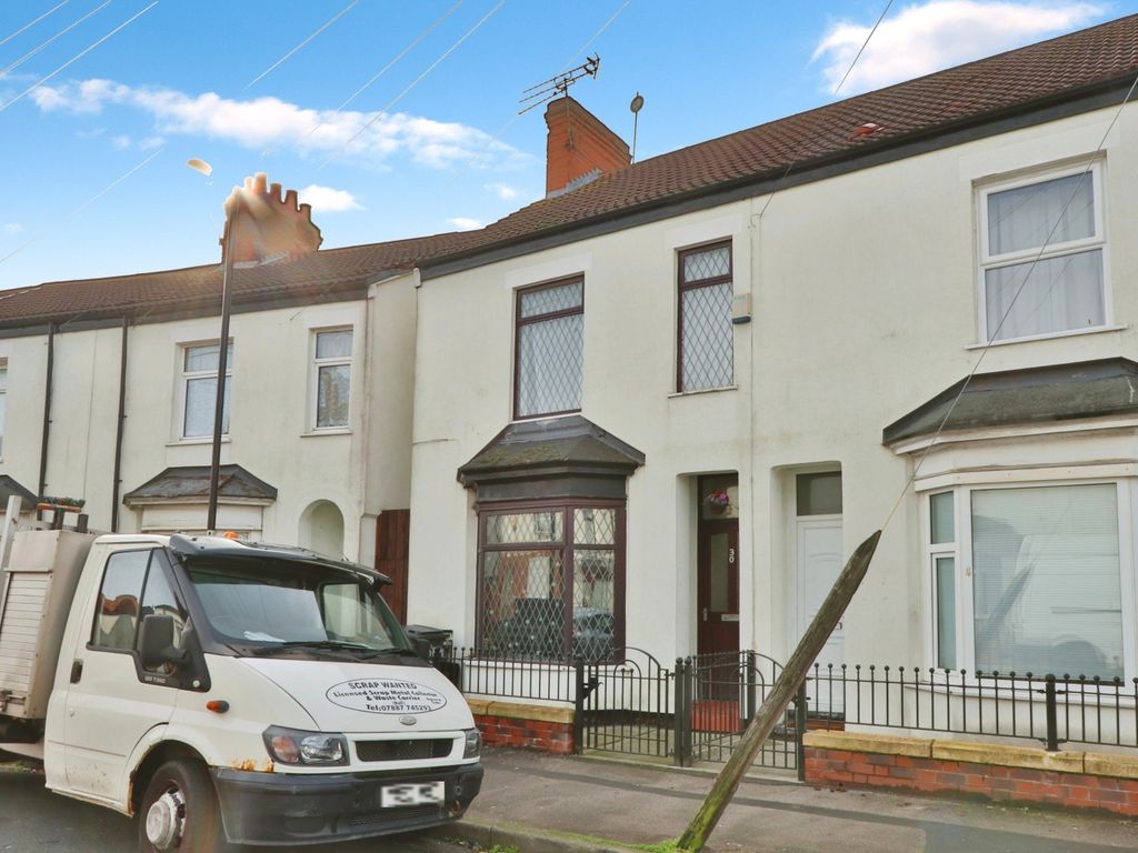 2 bed end terrace house for sale in Carrington Street, Hull, East