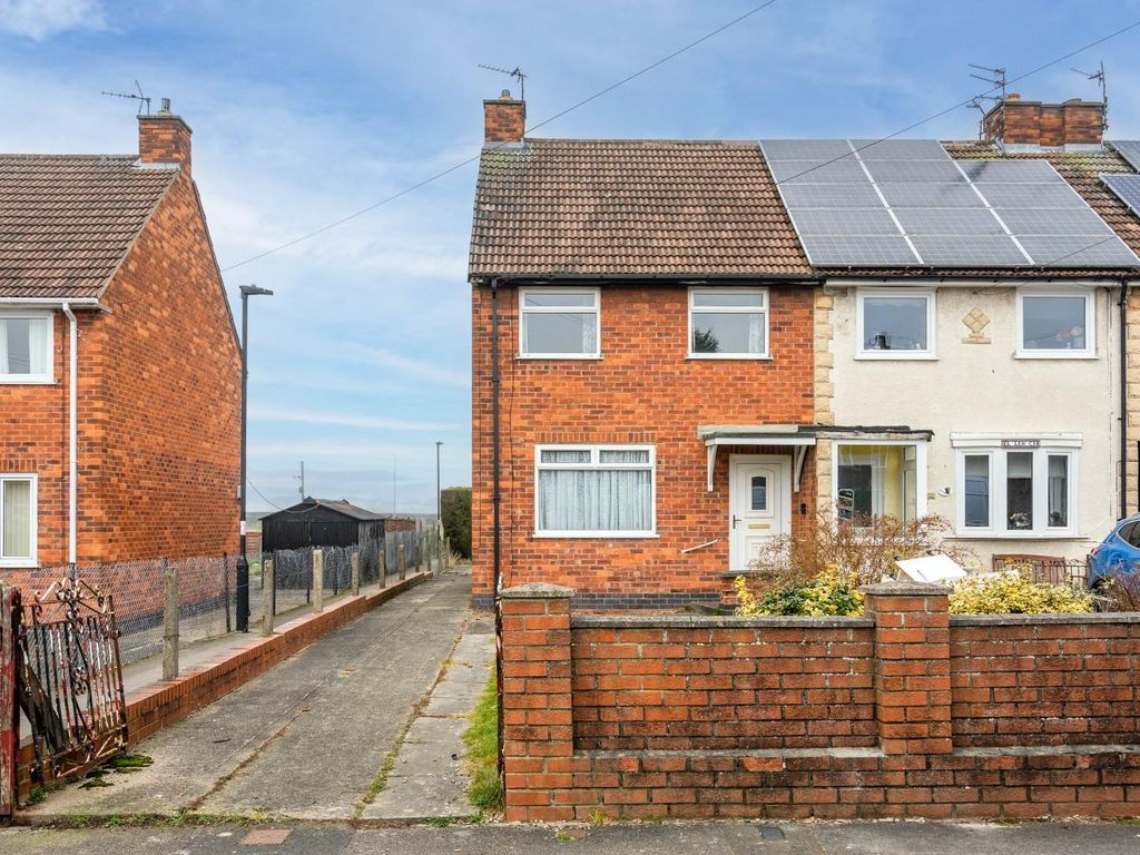 2 bed end terrace house for sale in Chapelfields Road, York YO26