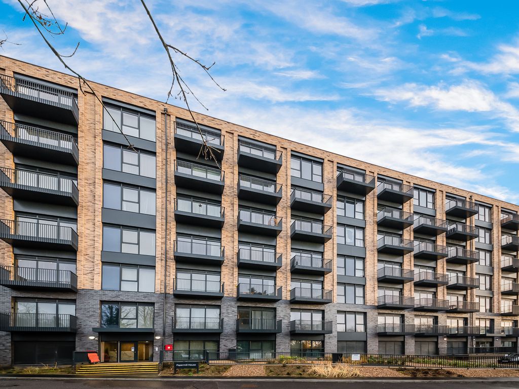 1 bed flat to rent in Oxford Road, Uxbridge UB8, £1,600 pcm Zoopla