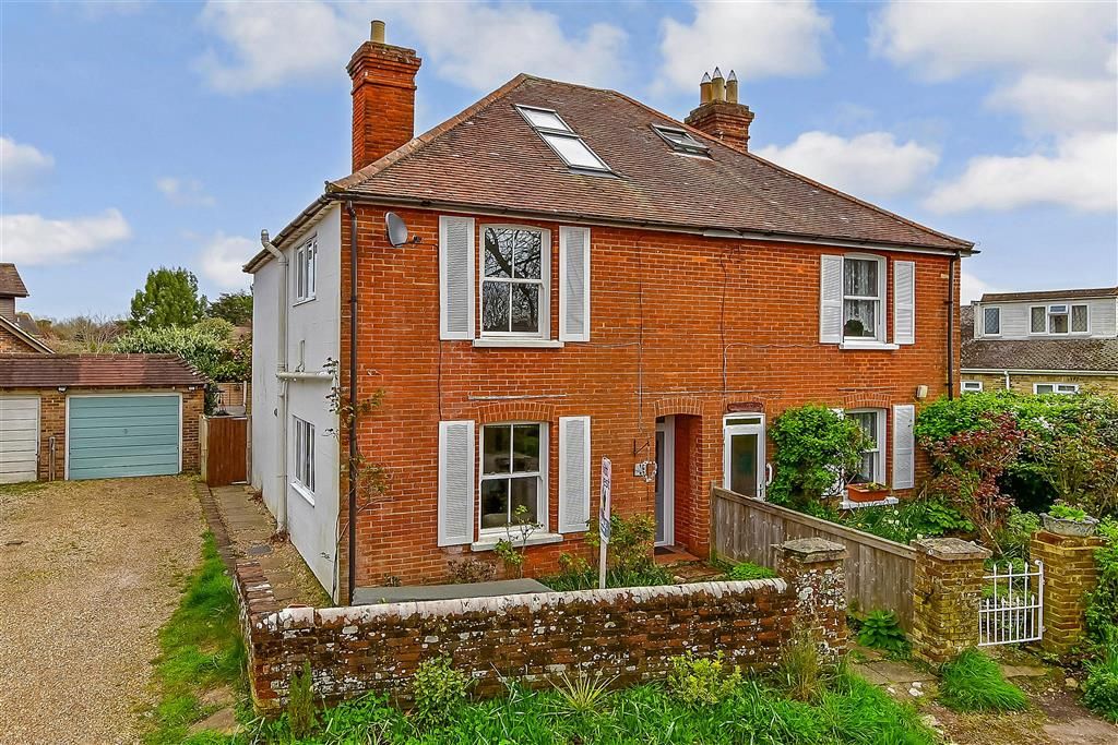 3 bed semidetached house for sale in Mill Lane, Runcton, West Sussex