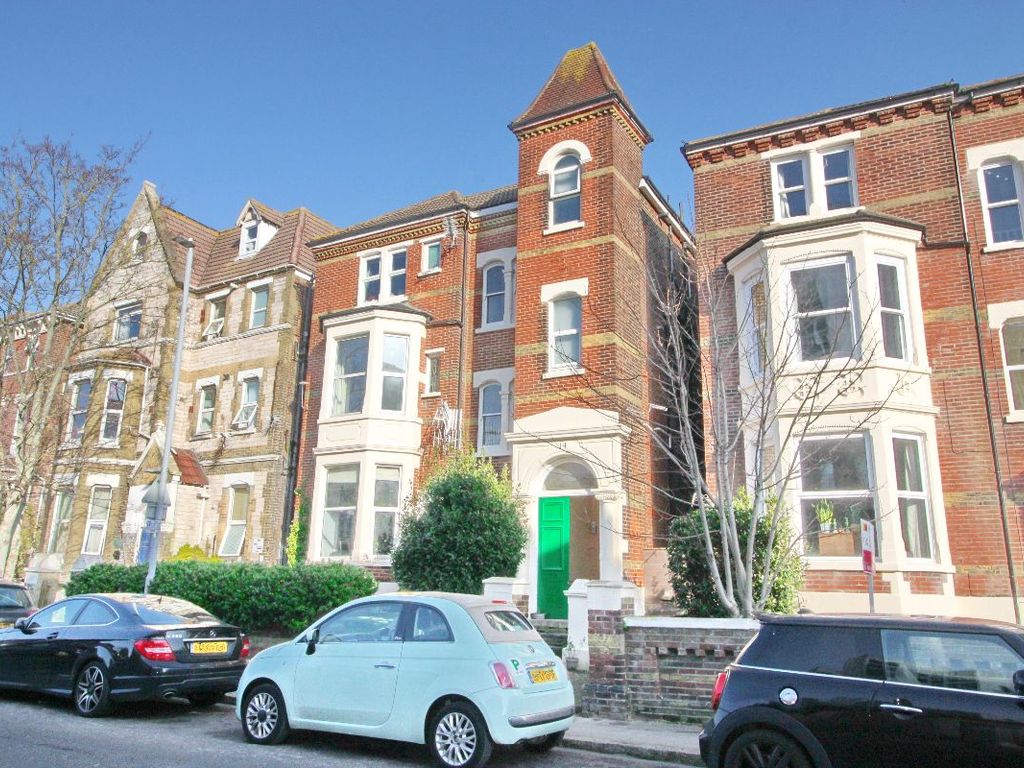 2 bed flat for sale in Lennox Road South, Southsea PO5 Zoopla