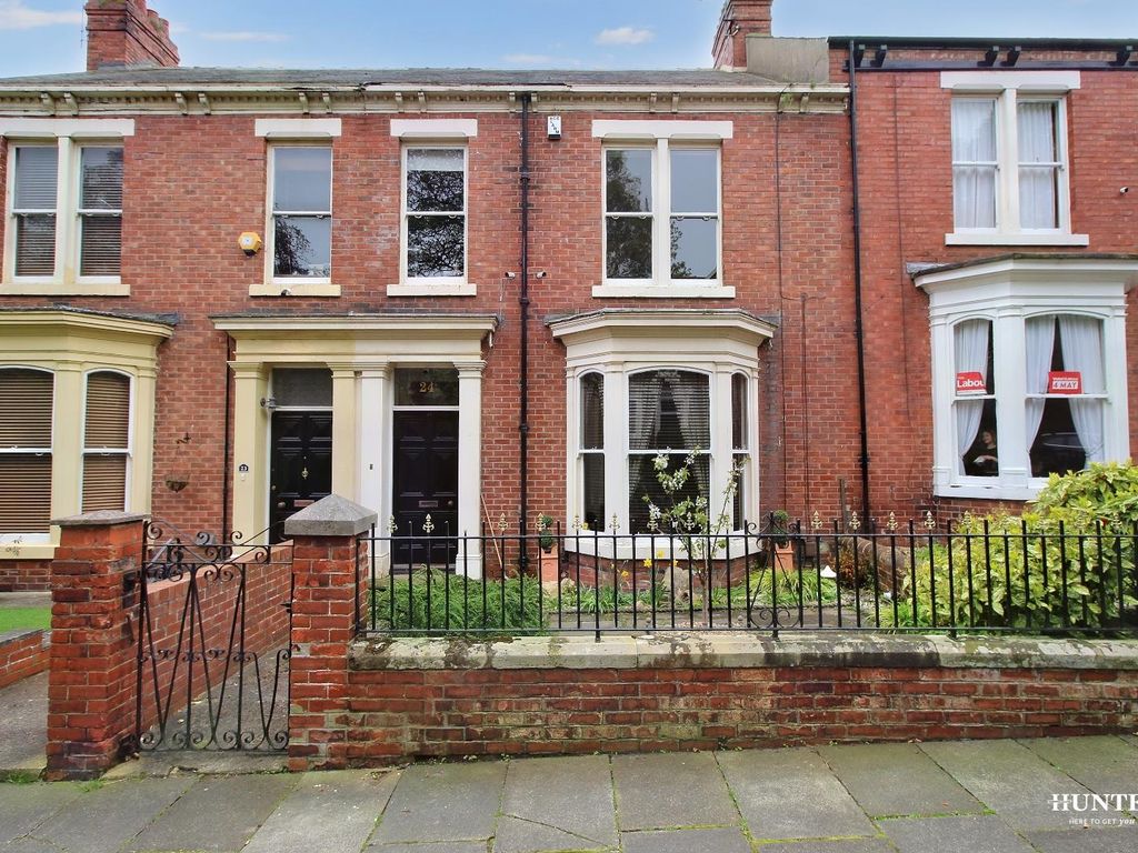 5 bed town house for sale in Thornhill Gardens, Ashbrooke, Sunderland