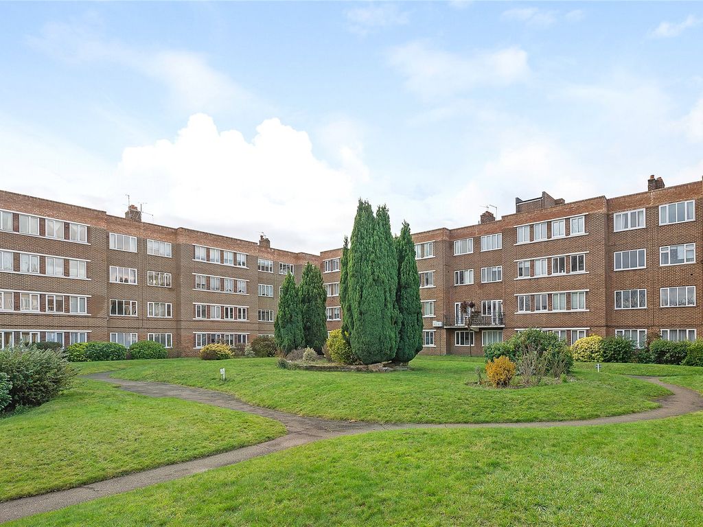 1 bed flat for sale in Kimber Road, Southfields, London SW18, £275,000