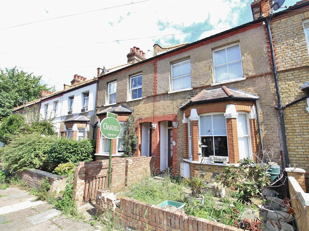 Silverhall Street, Isleworth TW7  