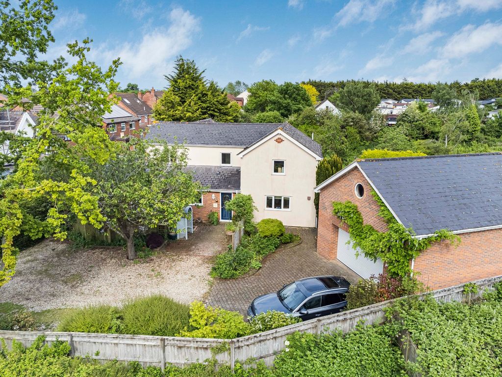 5 bed detached house for sale in The Reddings, Cheltenham