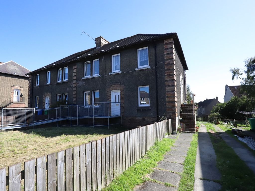 2 bed flat for sale in Blamey Crescent, Cowdenbeath KY4, £70,000 Zoopla