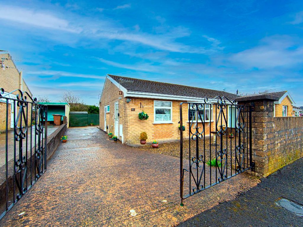 2 bed bungalow for sale in LonYCelyn, Nelson, Treharris CF46 Zoopla