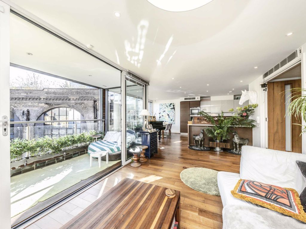 Dolben Street, London SE1  